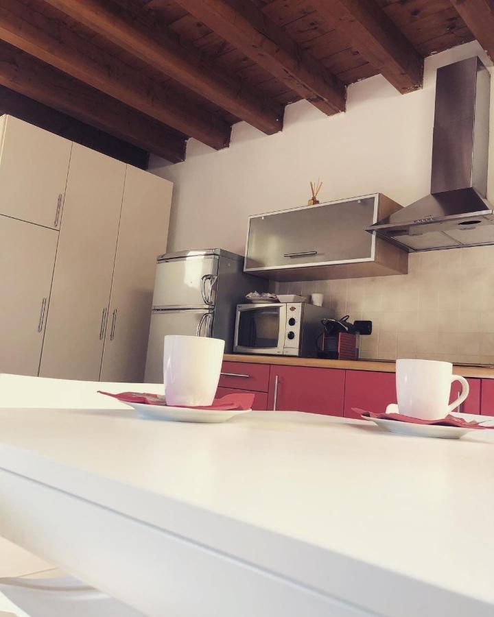 Bergamo Easy Airport Private Parking Apartment Ngoại thất bức ảnh