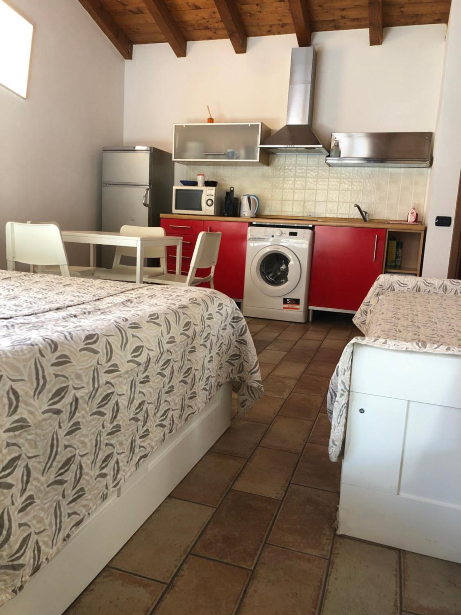 Bergamo Easy Airport Private Parking Apartment Ngoại thất bức ảnh