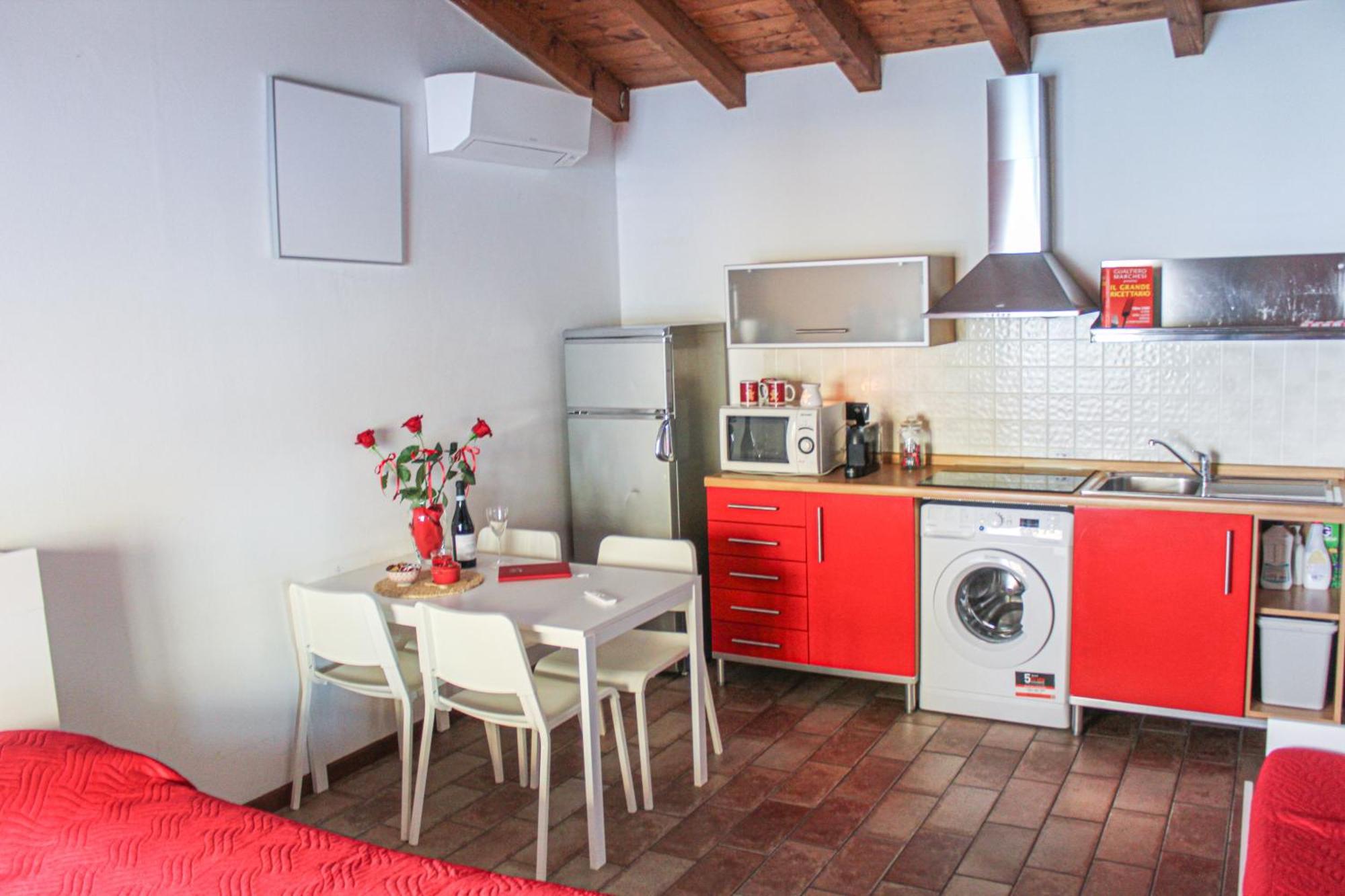 Bergamo Easy Airport Private Parking Apartment Ngoại thất bức ảnh
