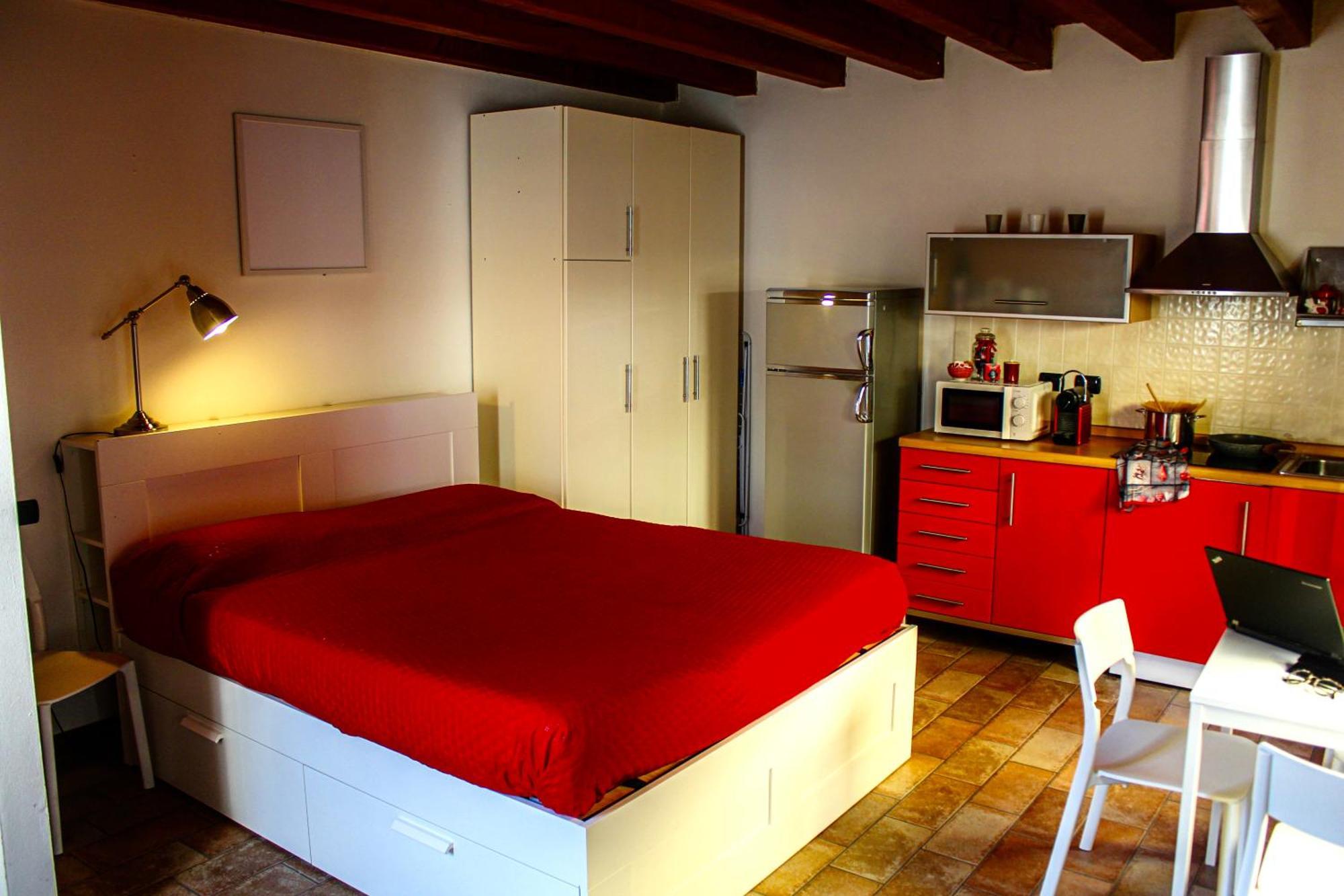 Bergamo Easy Airport Private Parking Apartment Ngoại thất bức ảnh