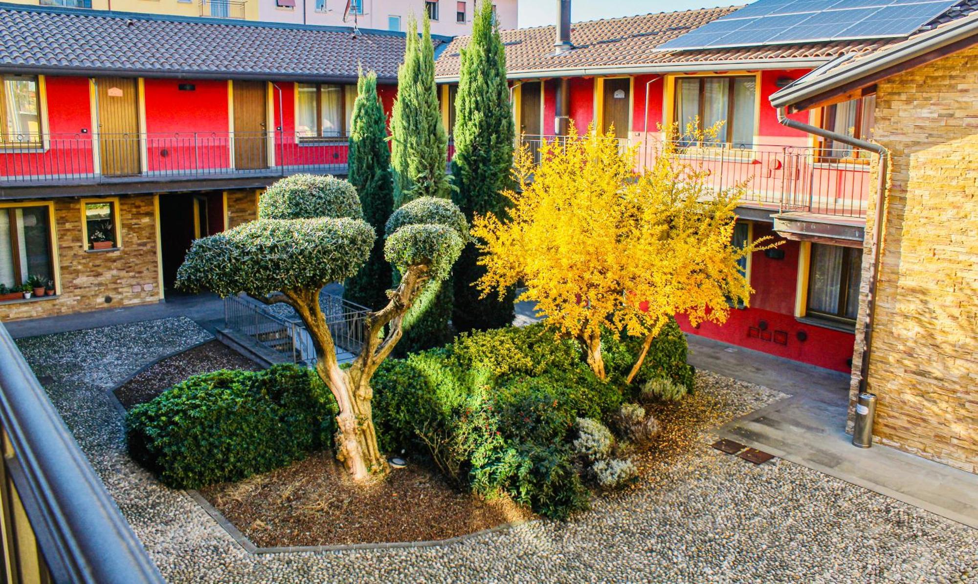 Bergamo Easy Airport Private Parking Apartment Ngoại thất bức ảnh